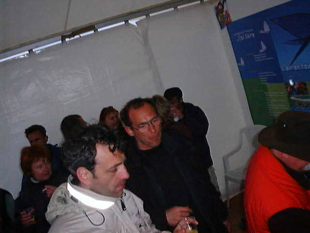 dimanche 8 Apéritif de clôture offert par le stand FFVL 2